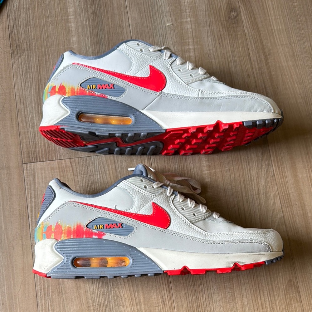 Nike men Sneakers - Gray and Red